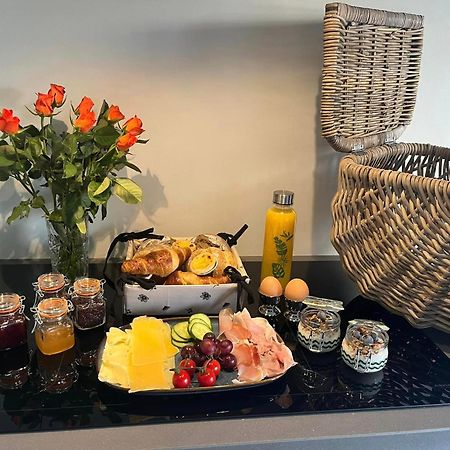 Bed & Breakfast+ De Kooimolen Dreumel 외부 사진