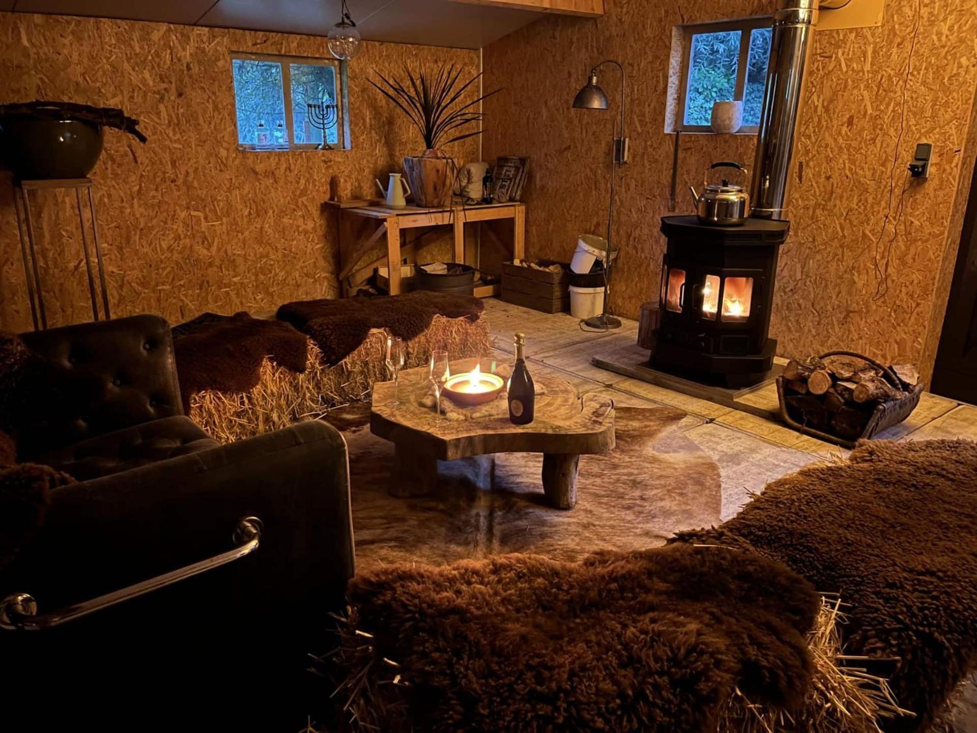 Bed & Breakfast+ De Kooimolen Dreumel 외부 사진