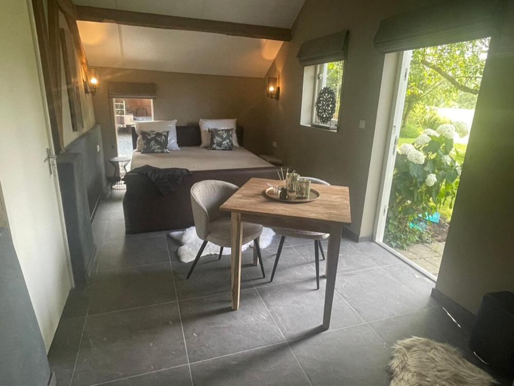 Bed & Breakfast+ De Kooimolen Dreumel 외부 사진