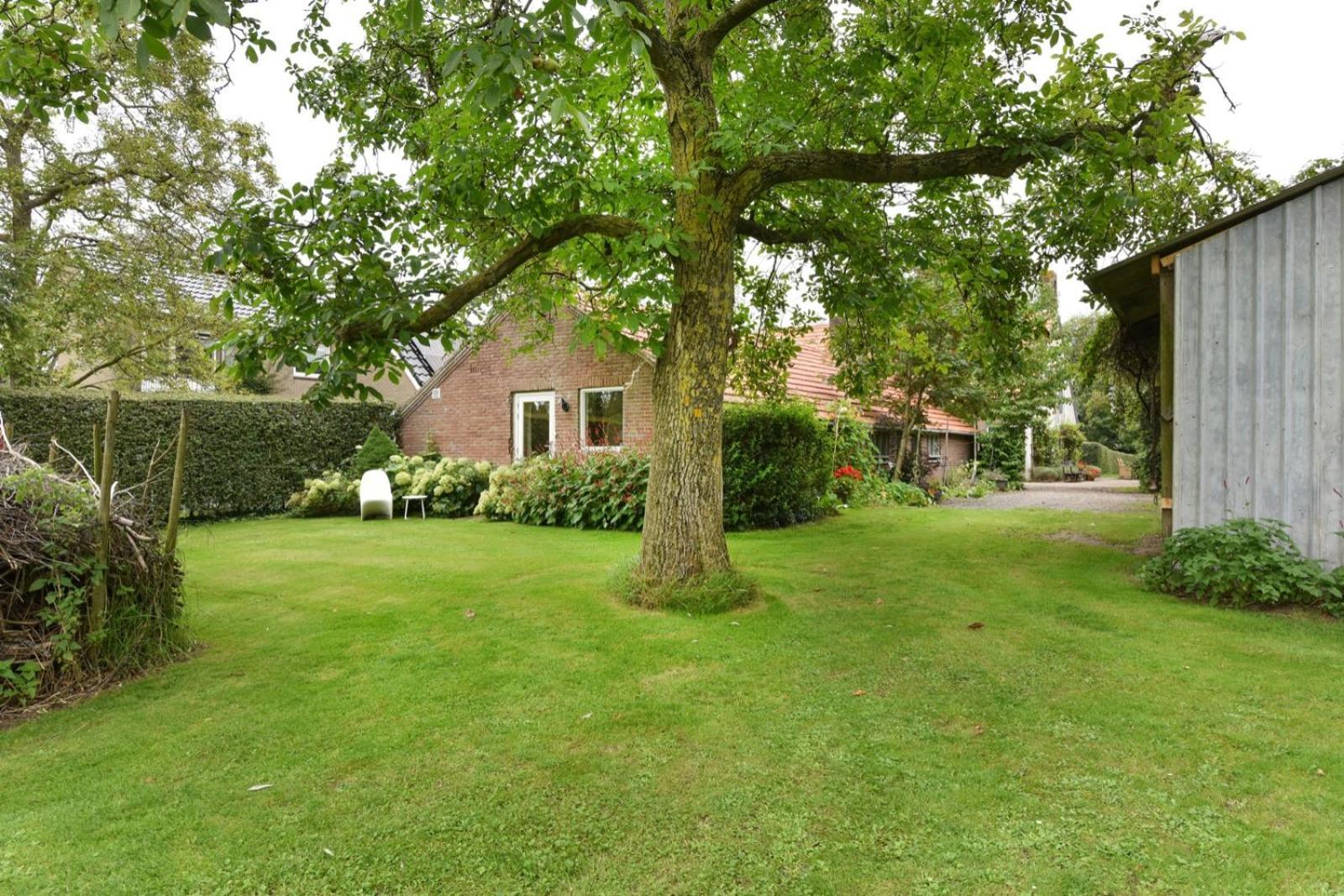 Bed & Breakfast+ De Kooimolen Dreumel 외부 사진