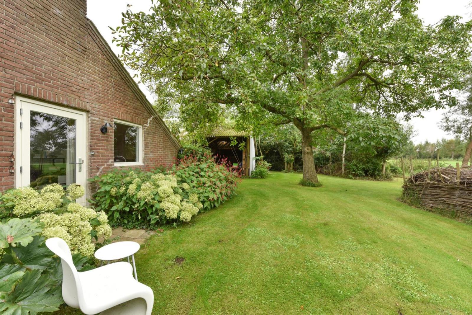 Bed & Breakfast+ De Kooimolen Dreumel 외부 사진